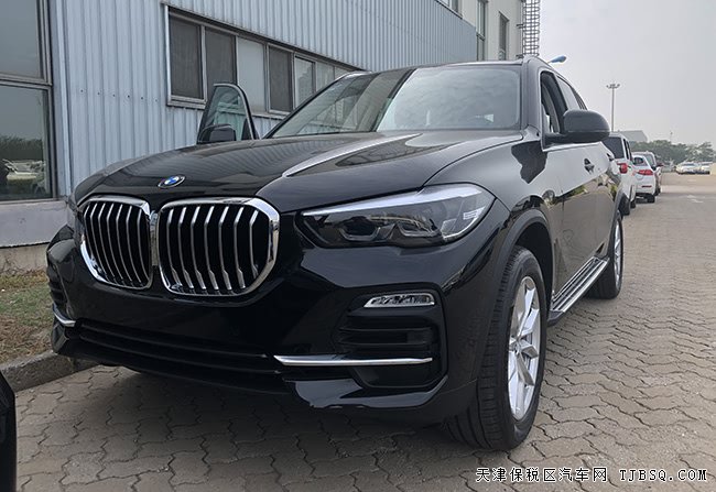 2019款宝马X5墨西哥版 19轮/全景天窗/脚感门现车68万
