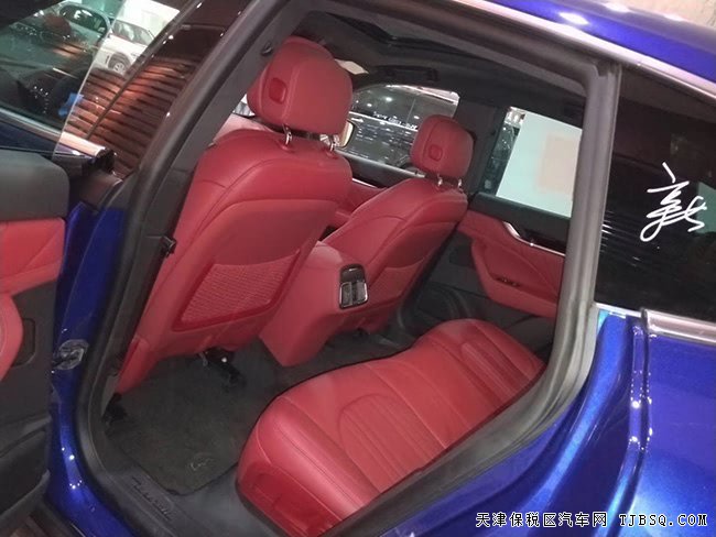 19款玛莎拉蒂levante中东版 19轮/全景/脚感门现车85万