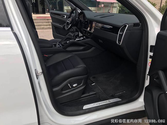 2019款保时捷卡宴2.9T墨西哥版 全景/矩阵LED现车102万