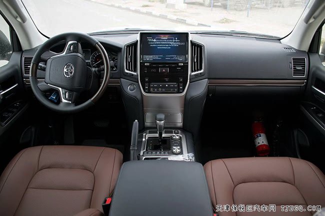 19款丰田酷路泽5700中东版 20轮/大包围/天窗现车109万