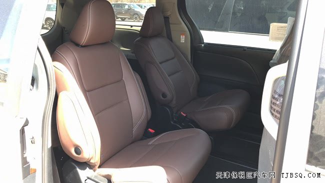 20款丰田塞纳3.5L四驱顶配版 环影/雷测/双天窗现车58万