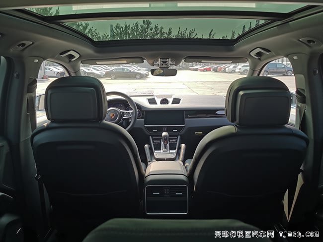 2019款保时捷卡宴3.0T加规版 19S轮/豪华包现车85万钜惠