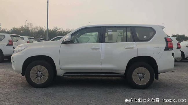 2019款丰田霸道4000中东版 18轮/9气囊/天窗现车57.5万