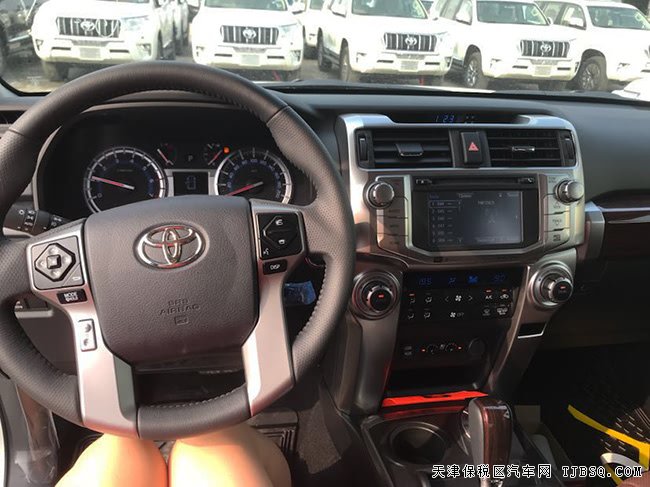 2019款丰田超霸4.0L加规版 20轮/JBL音响/七座现车55万