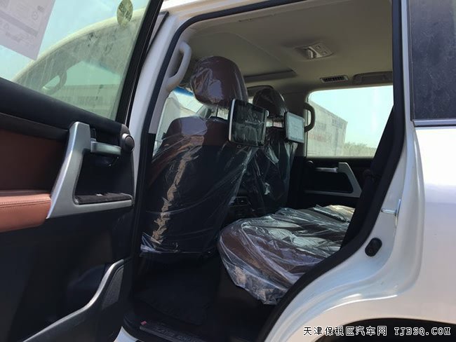 2019款丰田酷路泽5700中东版 20轮/包围/天窗现车115万