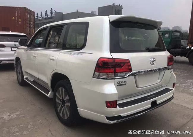 2019款丰田酷路泽4000中东版 20轮/大包围/天窗现车73万