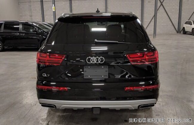 平行进口车19款奥迪Q7加规版 3.0T现车优惠起航