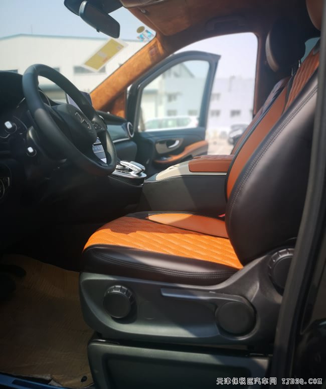 2019款奔驰V250墨西哥版 2.0T豪华商务车优惠专享
