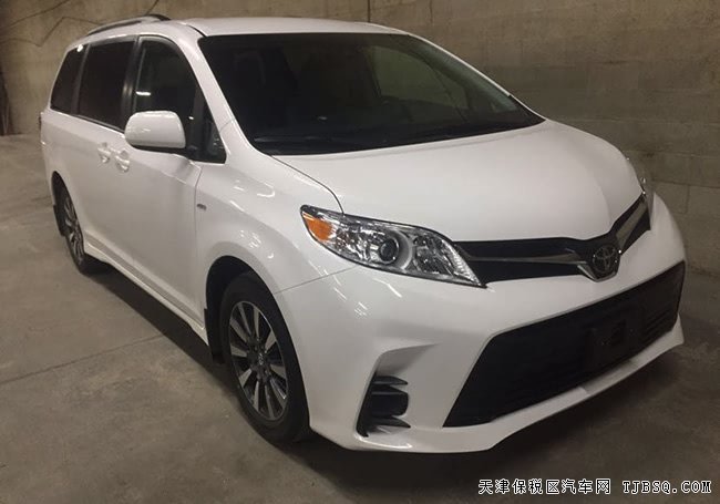 2020款丰田塞纳3.5L四驱版 7座/18轮/雷达测距现车48万