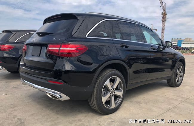 2019款奔驰GLC300墨西哥版 19轮/氙灯/全景现车38.5万