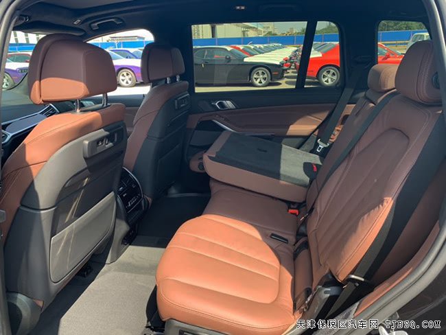 2019款宝马X7加规版 七座/21轮/豪华包/运动包现车102万