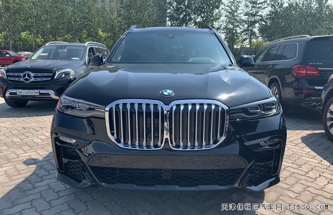 2019款宝马X7加规版 七座/21轮/豪华包/运动包现车102万