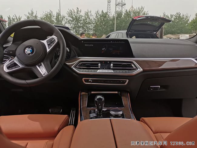 19款宝马X5M加规版 增强豪华包/M运动包现车75.5万劲惠