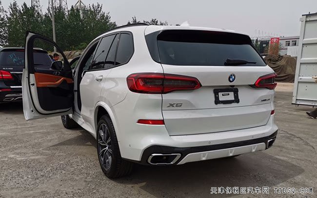 19款宝马X5M加规版 增强豪华包/M运动包现车75.5万劲惠
