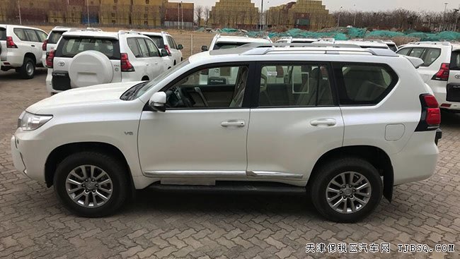 2019款丰田普拉多4000中东版 保税区魅力呈现