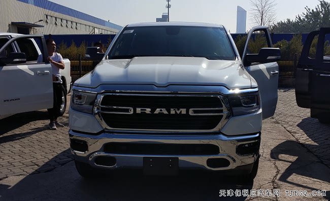 2019款道奇公羊5.7L加规版 大角牛现车乐享折扣