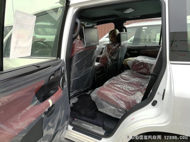 平行进口18款雷克萨斯LX570中东版 铂金版现车142万优购