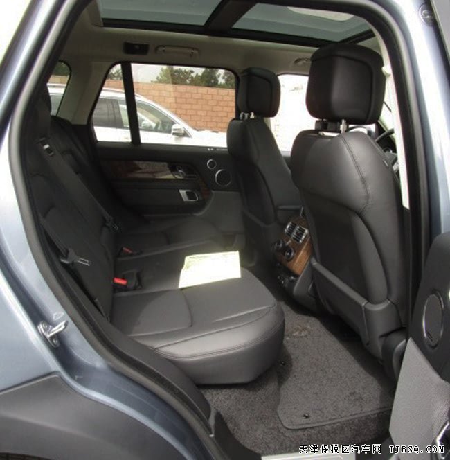 2019款路虎揽胜3.0T行政版 HSE/视觉包/21轮现车115万