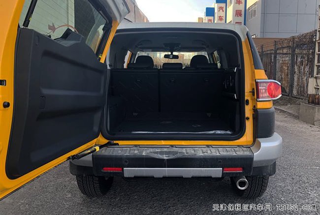 19款丰田FJ酷路泽4.0L中东版 8气囊/JBL音响现车45.5万