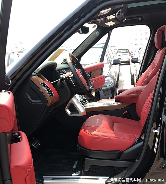 19款路虎揽胜5.0T创世加长版 22轮/1700W音响现车230万