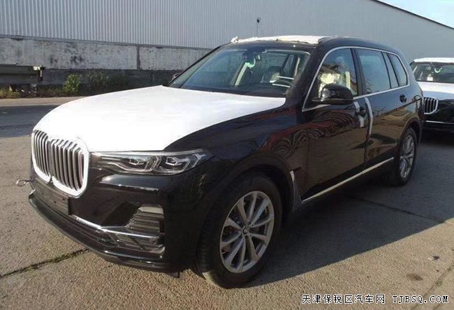 2019款宝马X7欧规版 星空顶/7座/20轮/全景天窗现车94万