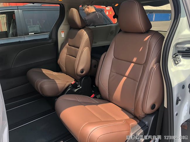 2020款丰田塞纳四驱顶配版 双天窗/环影/雷测现车58.5万