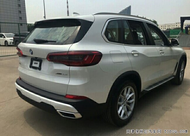 平行进口车19款宝马X5墨西哥版 19轮/全景天窗现车66万