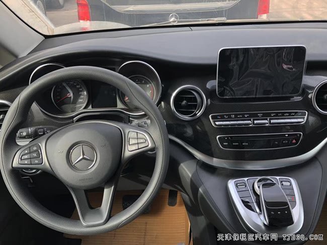 2019款奔驰V250中东版 17轮/电尾门/双电动门现车44.8万