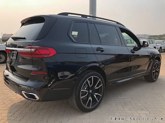 2019款宝马X7加规版 金属漆/7座/五区空调/M包现车110万
