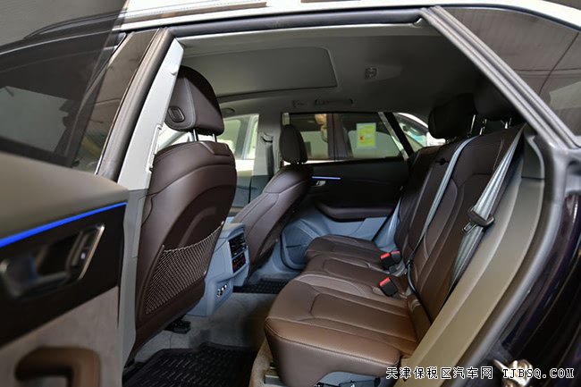 2019款奥迪Q8加规版 21轮/全景天窗/动态驾驶包现车97万