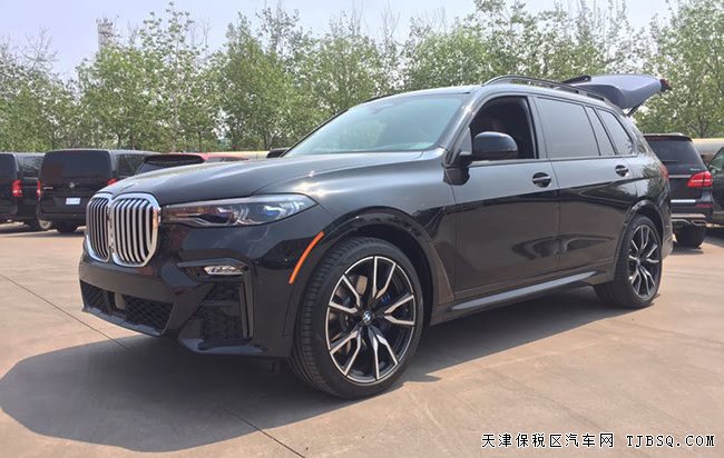 平行进口车19款宝马X7加规版 卓越豪华包/M包现车117万