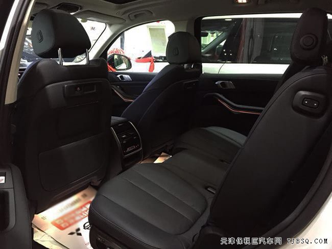 19款宝马X7美规版 全景天窗/寒冷包/停车辅助包现车92万