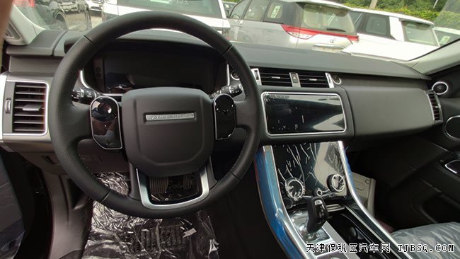 19款路虎揽胜运动柴油版 19轮/全景天窗/底升现车71万
