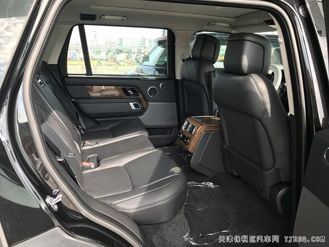 19款路虎揽胜3.0T汽油加长版 20轮/环影/二代现车128万