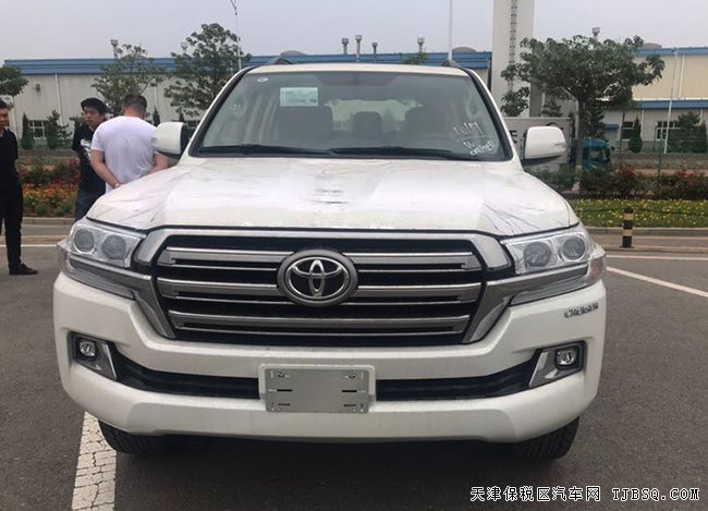 19款丰田酷路泽4000中东版 18轮/后娱/双差现车68.5万