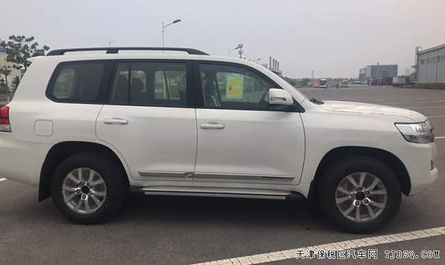 19款丰田酷路泽4000中东版 18轮/后娱/双差现车68.5万