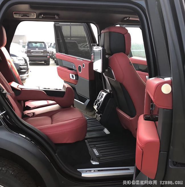 18款路虎揽胜5.0T创世加长版 22轮/1700W/雷测现车216万