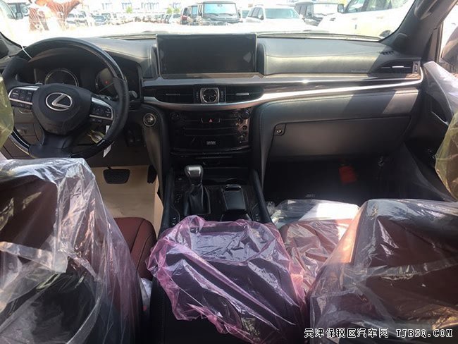 2019款雷克萨斯LX570中东版 21轮/金属漆/天窗现车145万