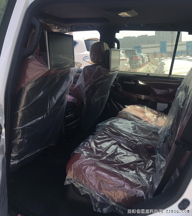 2019款雷克萨斯LX570中东版 21轮/金属漆/天窗现车145万