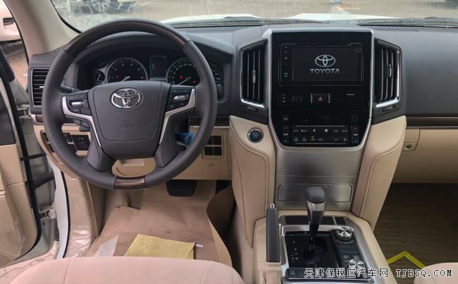 19款丰田酷路泽5700中东版 18轮/遥启/天窗现车100.8万