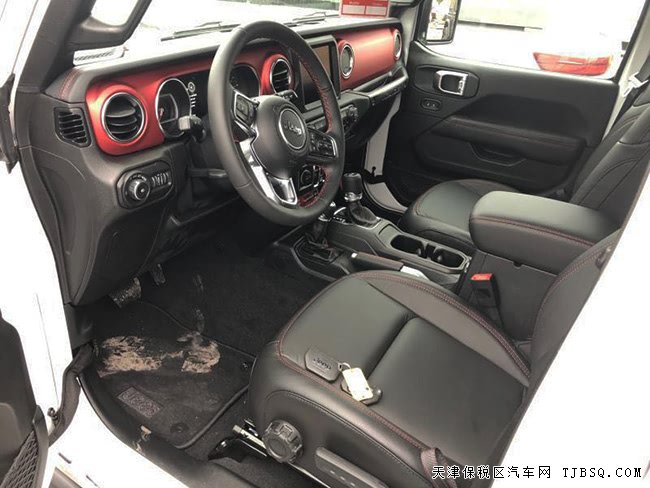 19款吉普牧马人2.0T加规版 17轮/三差速锁现车48万优享