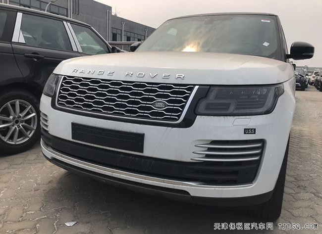 19款路虎揽胜3.0T柴油创世版 22轮/300PB座椅现车128万