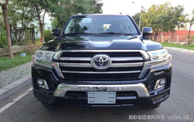2019款丰田酷路泽4500中东版 8气囊/KDSS/天窗现车114万
