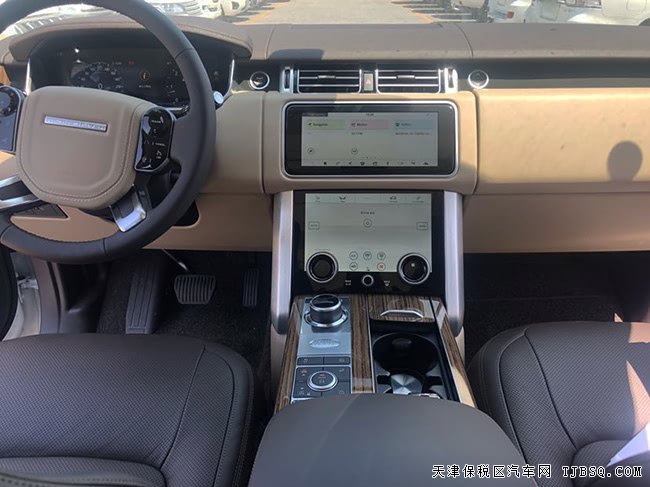 2019款路虎揽胜3.0T柴油加长版 LED/20轮/抬显现车122万