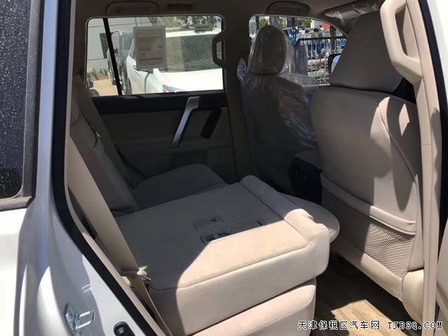 2019款丰田普拉多4.0L中东版 平行进口车优惠起航