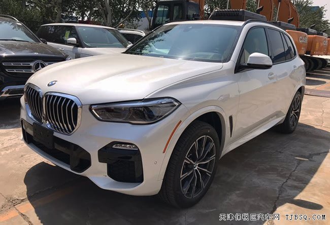2019款宝马X5M加规版 大豪华包/M运动包/全景现车75万