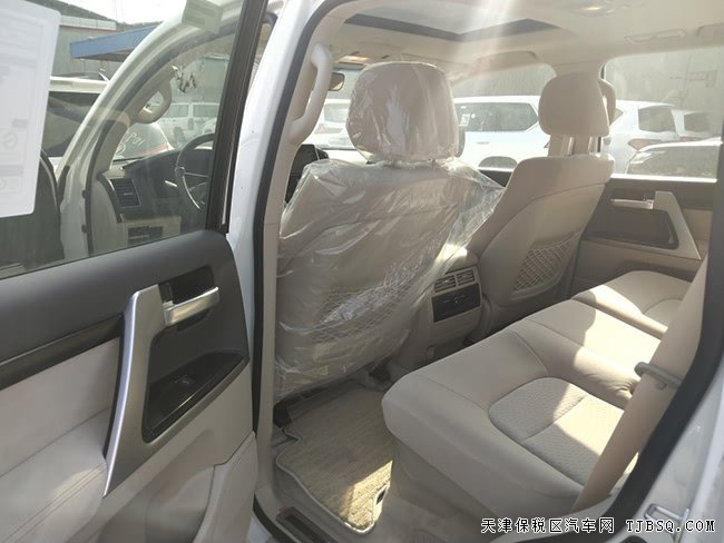 2019款丰田酷路泽5700中东版 18轮/遥启/天窗现车101万