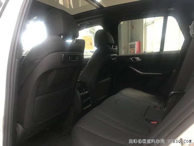 19款宝马X5美规版 主动驾辅辅助/全景/19轮现车65.5万