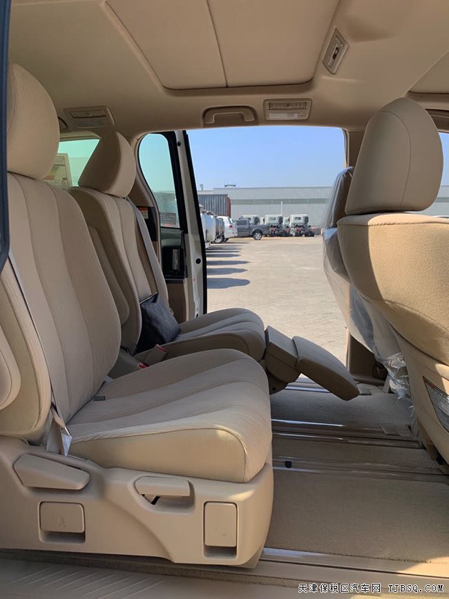 2019款丰田普瑞维亚中东版 17轮/7座/双天窗现车36.2万