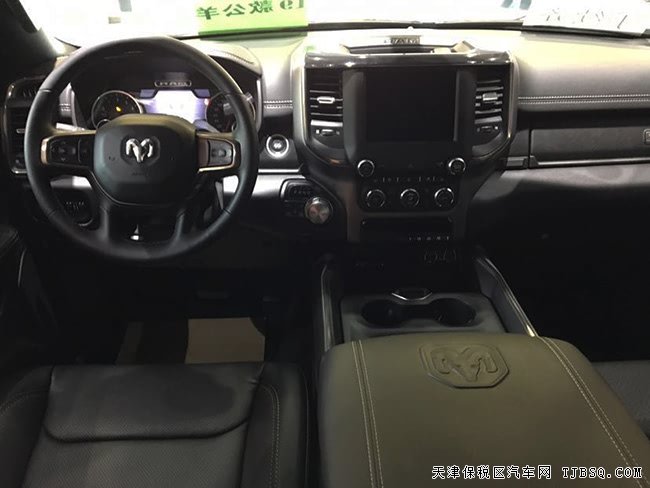 2019款道奇公羊5.7L运动版 20轮/真皮/二级包现车42万